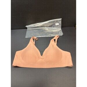 New Curvevera Seamless Deep V Push-Up Wireless Size 4XL  See Description